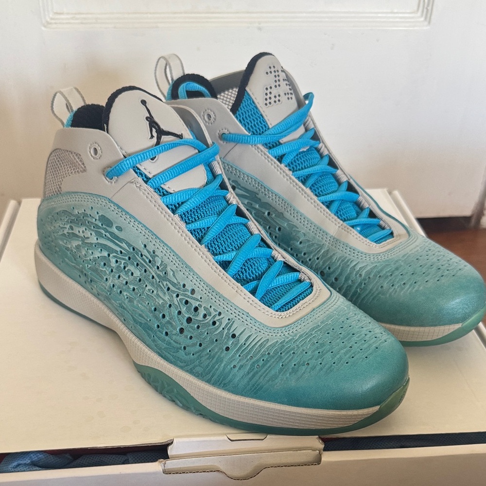 Jordan 2011 Tech Grey/Black-Orion Blue-Chlorine Blue